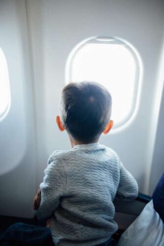 Girls Who Travel | Airplane travel with kids