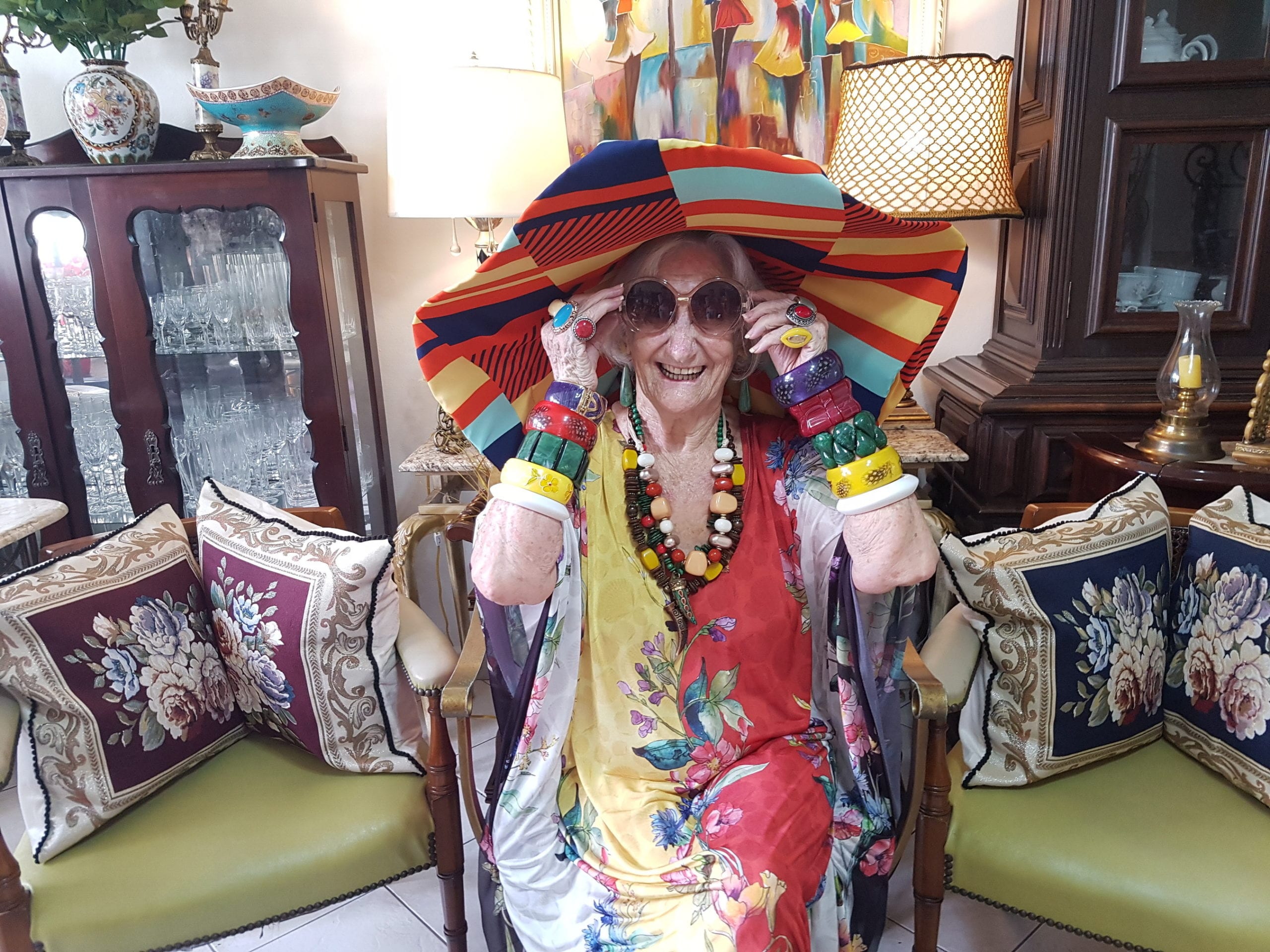 Izaura Demari Style Icon Gwt Grandma Girls Who Travel