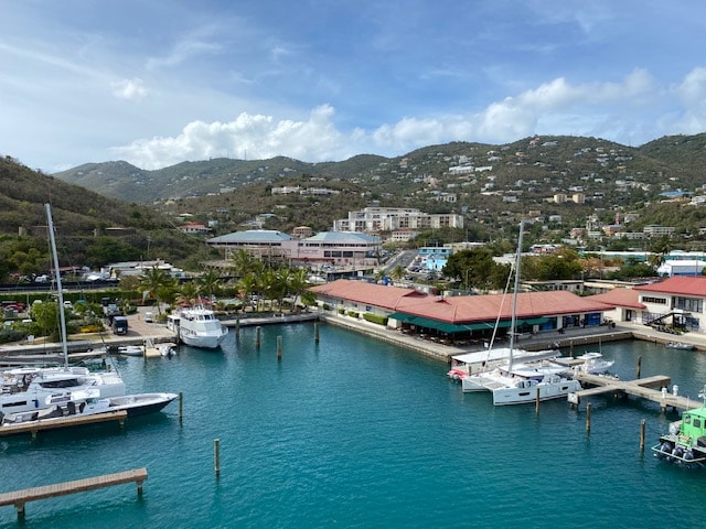 Girls Who Travel | St. Thomas - Gateway to the US Virgin Islands