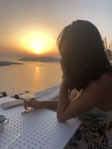 Girls Who Travel | Visit The Greek Islands - Santorini & Mykonos