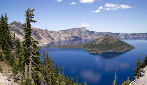 4 Beautiful Lakes in the US