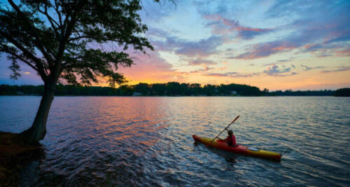 Girls Who Travel | 4 Beautiful Lakes in the US