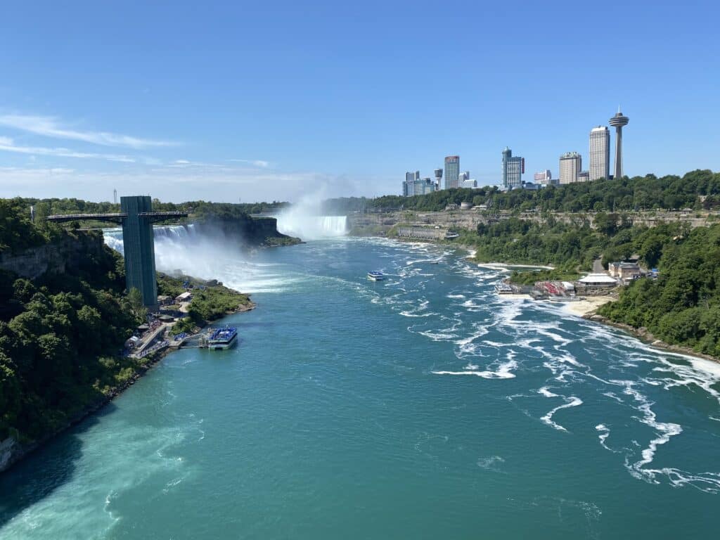 Girls Who Travel | Niagara Falls itinerary