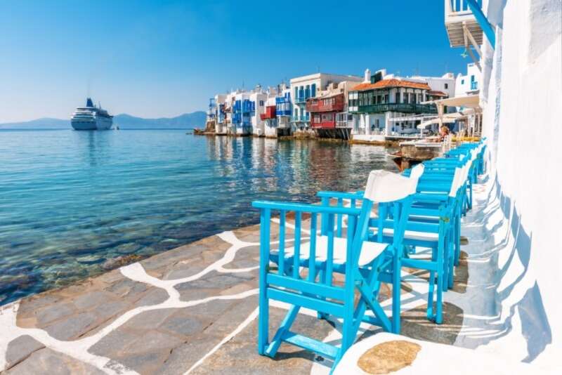 Girls Who Travel | Greek island cruise itinerary