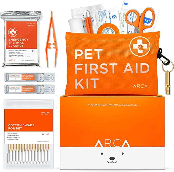 Girls Who Travel | pet first aid kit