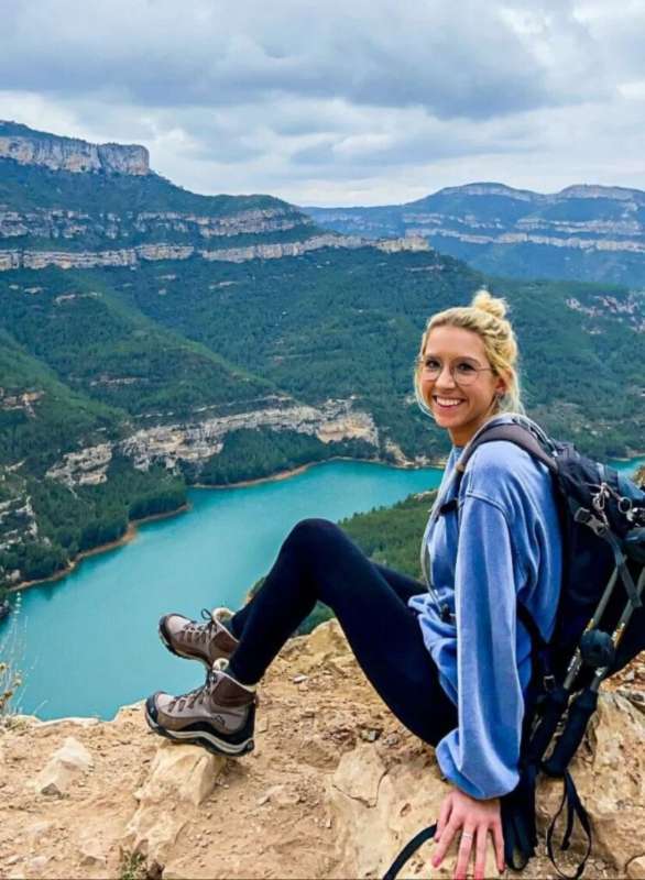 Girls Who Travel | Meet and Greet: Alexis Blydenburgh