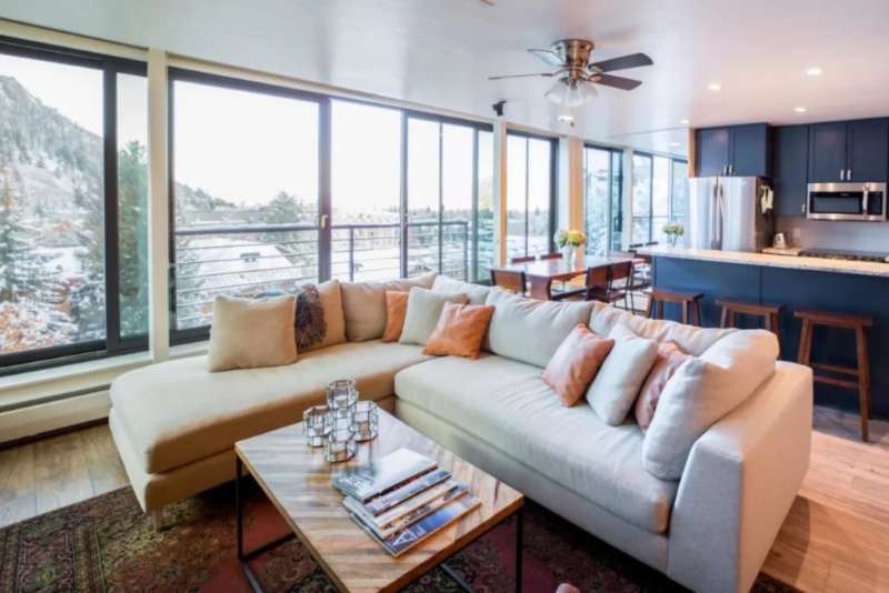 Ethical Lodging with AirBnb Aspen Colorado 5 Girls Who Travel | AirBnb Aspen Colorado