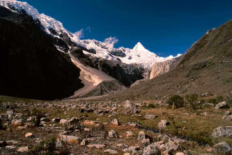 Girls Who Travel | Remarkable Peru Landmarks