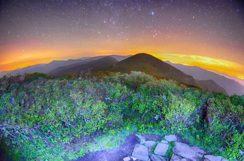 Girls Who Travel | must-see landscapes the Blue Ridge Mountains offer