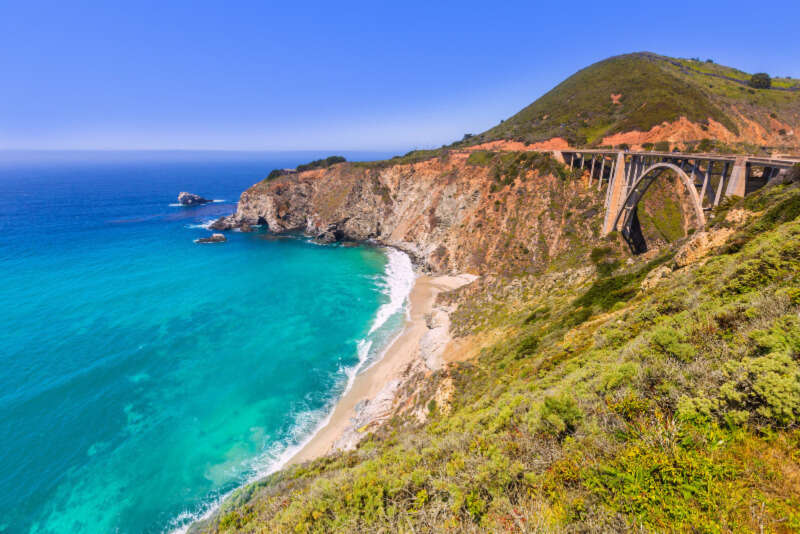 Girls Who Travel | Big Sur - A Relaxed 2-Day Road Trip Along the Coast