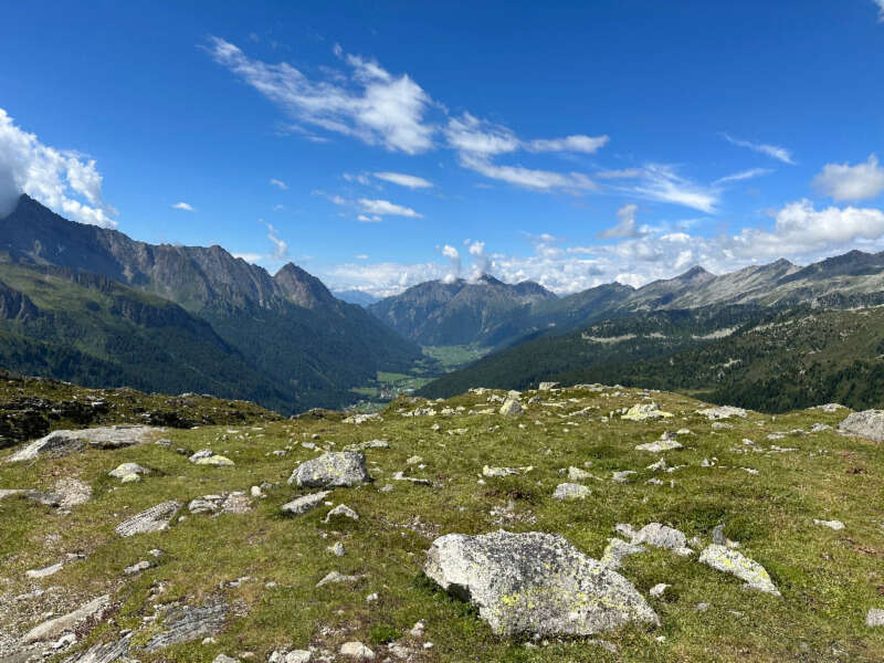 Girls Who Travel | Best Hikes In The Alps - A Woman's Alpine Traverse 