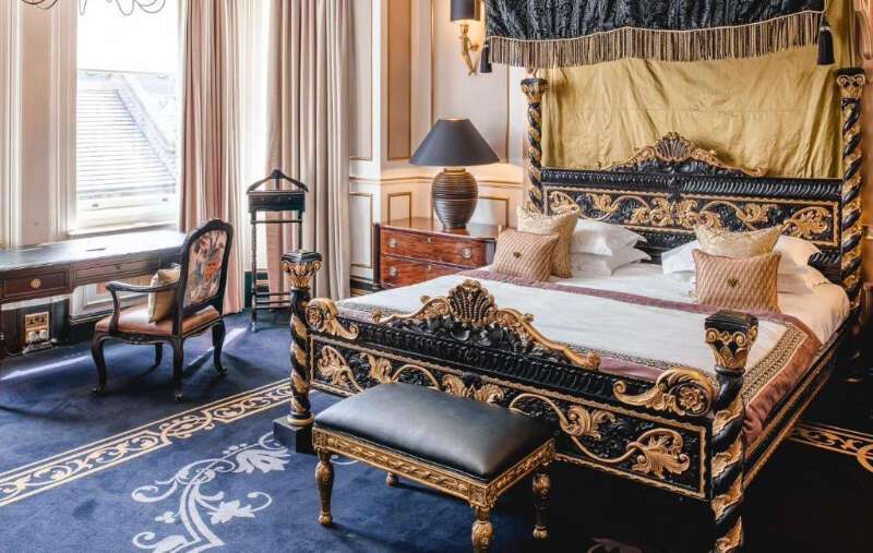 Girls Who Travel | Staycation in London - 8 Best Hotels