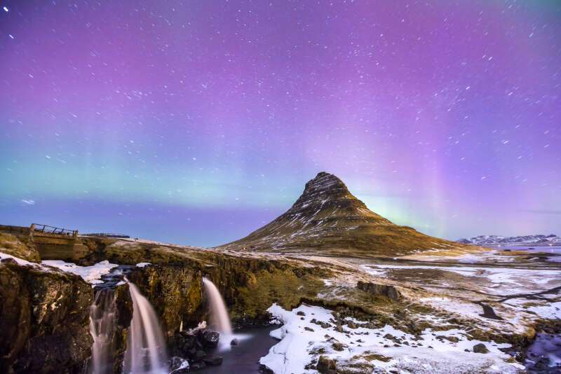 Girls Who Travel | Why Seeing the Northern Lights Should Be on Your Bucket List