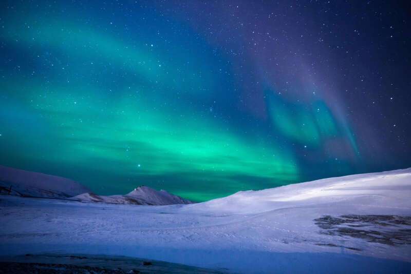Girls Who Travel | Why Seeing the Northern Lights Should Be on Your Bucket List
