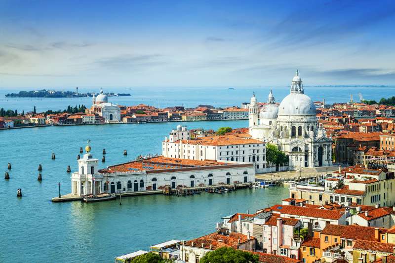 Girls Who Travel | Rosetta Stone Italian - Prepare For Your Dream Trip