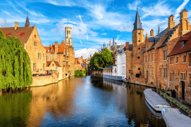 Girls Who Travel | Brugge