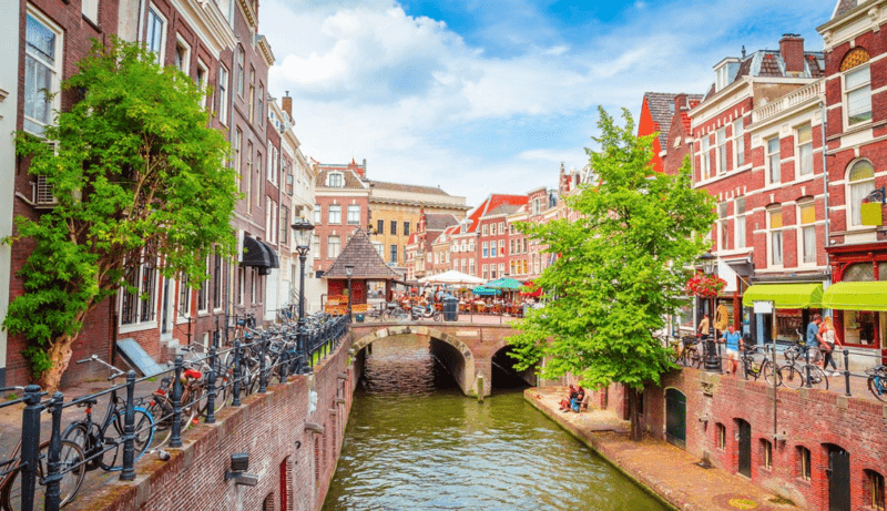 Girls Who Travel | Utrecht Netherlands