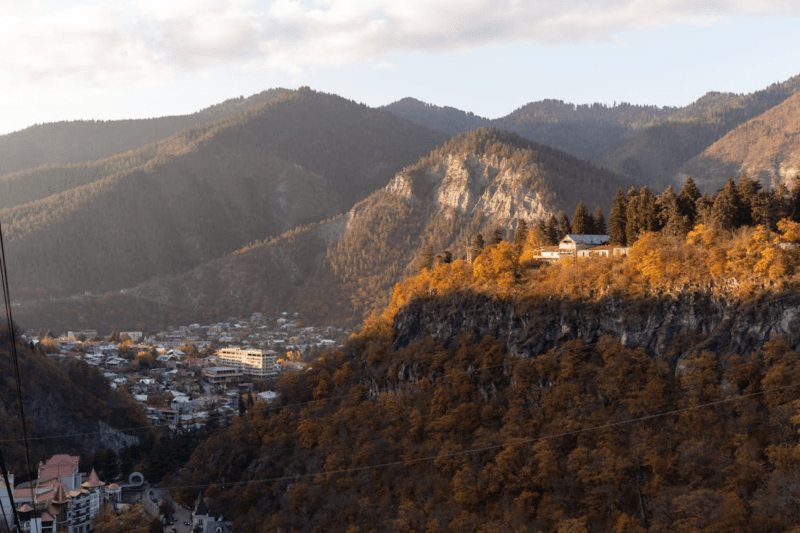 Girls Who Travel | Borjomi