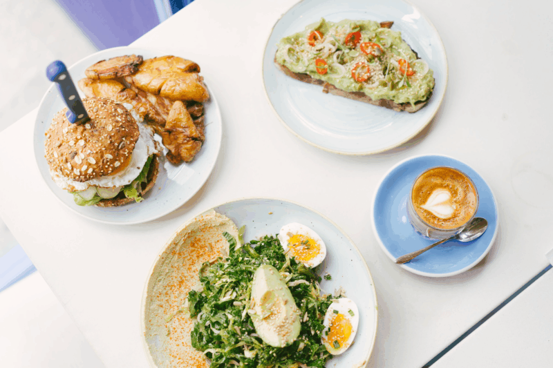 A Girl's Guide to NYC: Where to Eat, Wander, and Feel Like the Main Character 7 Girls Who Travel | Two Hands NYC