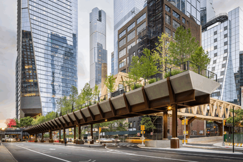 A Girl's Guide to NYC: Where to Eat, Wander, and Feel Like the Main Character 10 Girls Who Travel