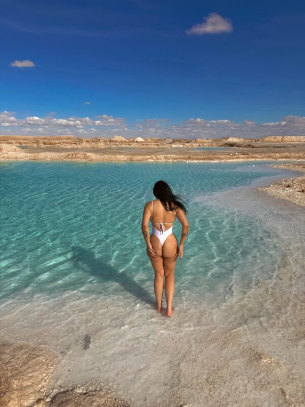 Girls Who Travel | Siwa Salt Lakes