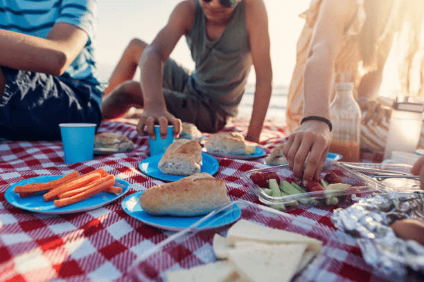Girls Who Travel | Euro Summer