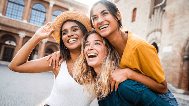 Girls Who Travel | Euro Summer