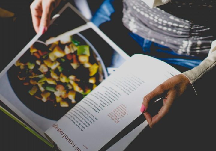 dan-gold-5O1ddenSM4g-unsplash Girls Who Travel | Cookbooks
